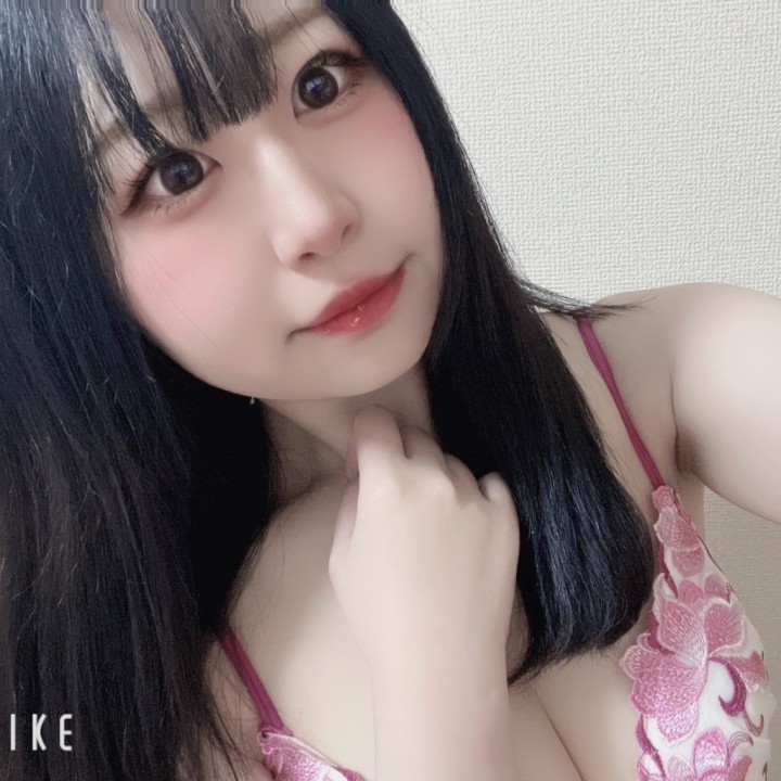 ななは