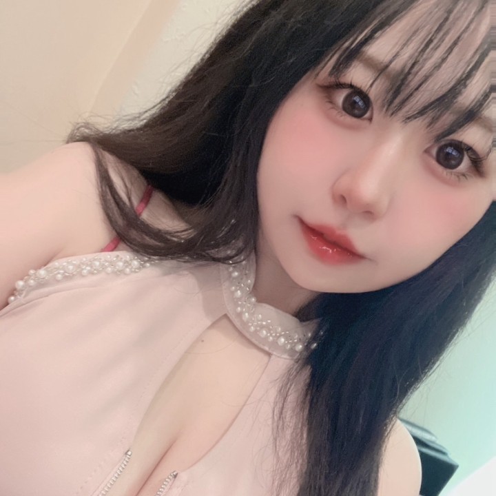 ななは