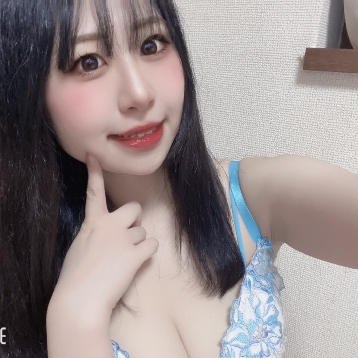 ななは