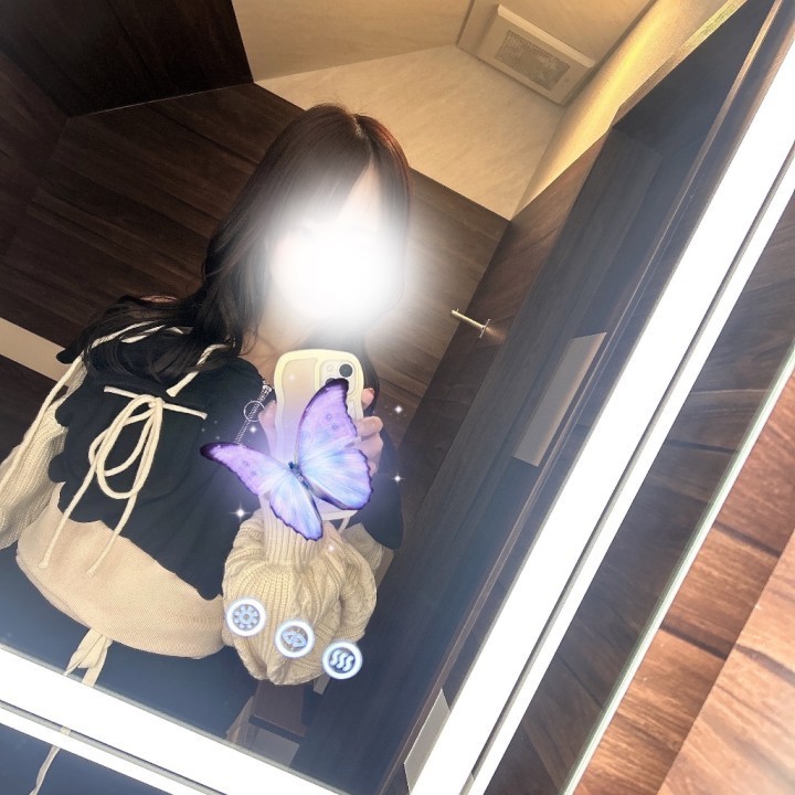 にいな