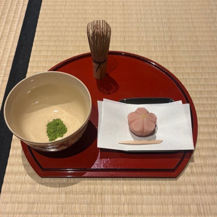にこ