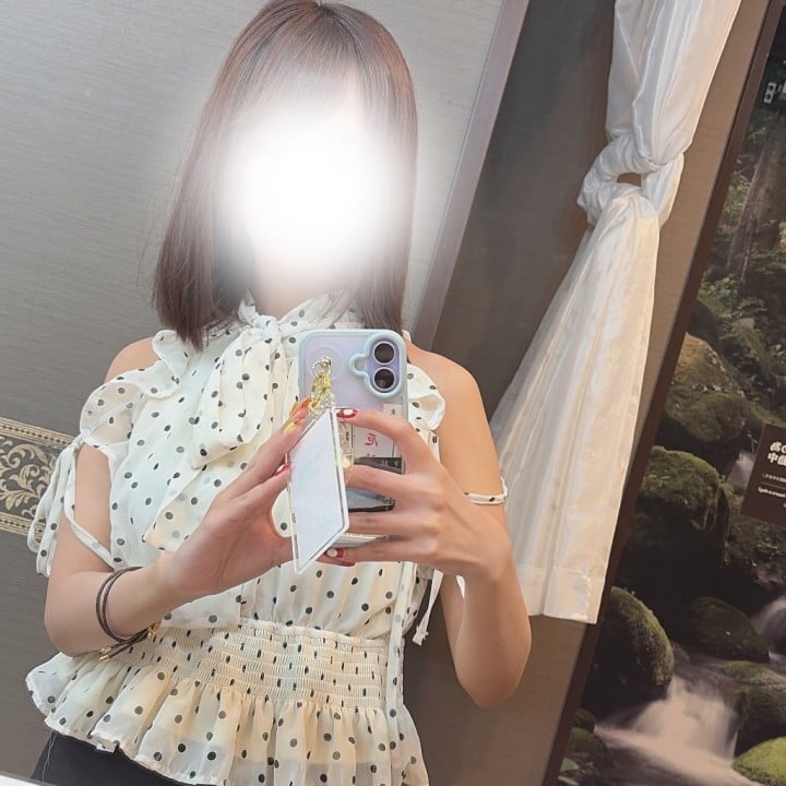 にいな