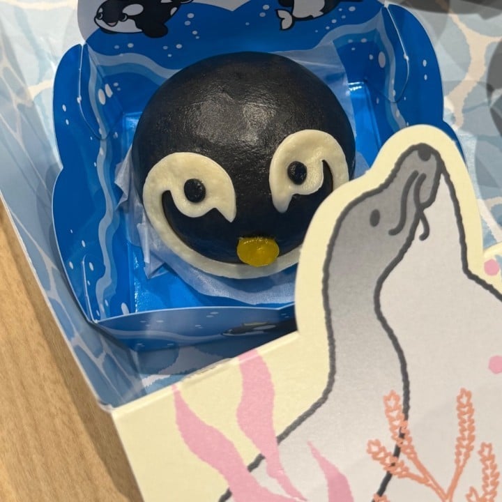 つきの